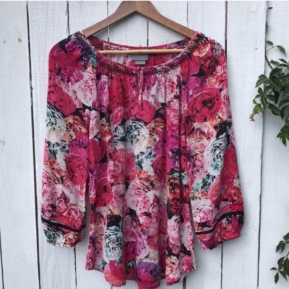 Anthropologie Tops - Anthropologie Vanessa Virginia floral blouse
